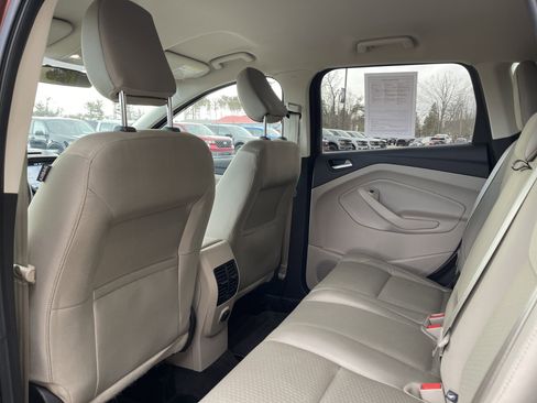 Used 2018 Ford Escape SE w/ SE Sync 3 Package image 10