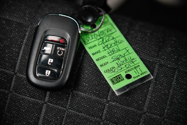 Certified 2025 Honda HR-V Sport image 6