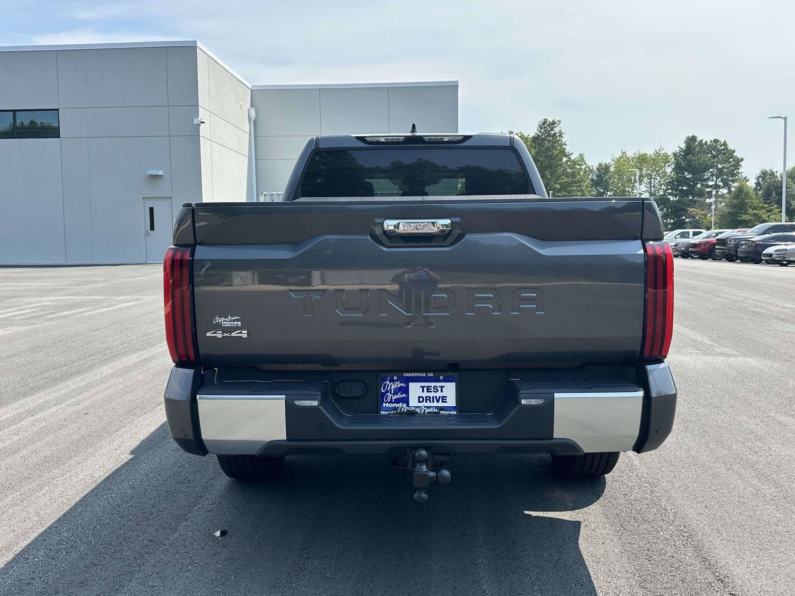 Used 2023 Toyota Tundra Limited w/ Power Package AWD/4WD image 25