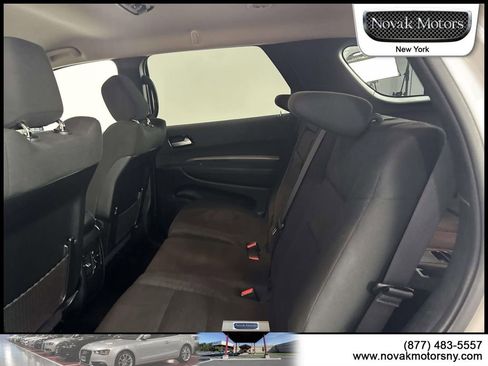 Used 2022 Dodge Durango SXT w/ Anodized Platinum Package AWD/4WD image 11