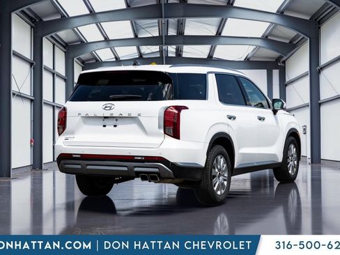 Used 2024 Hyundai Palisade SEL FWD image 25