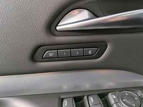 Used 2021 Cadillac XT4 Premium Luxury w/ Cold Weather Package image 13