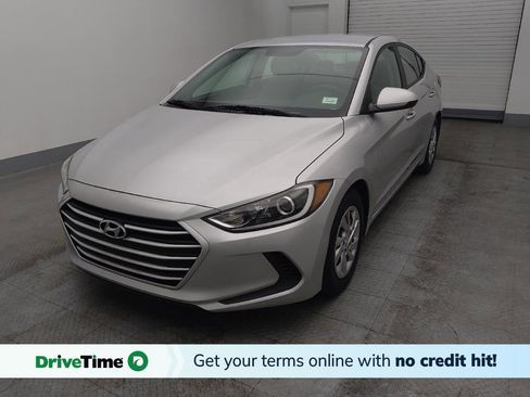 Used 2017 Hyundai Elantra SE w/ Cargo Package image 1