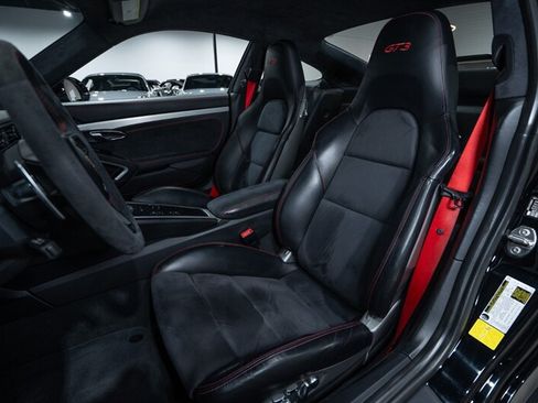 Used 2018 Porsche 911 GT3 RWD image 20