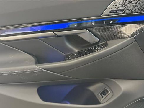 New 2026 BMW M5 w/ Executive Package image 10