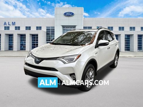 Used 2017 Toyota RAV4 Limited image 1