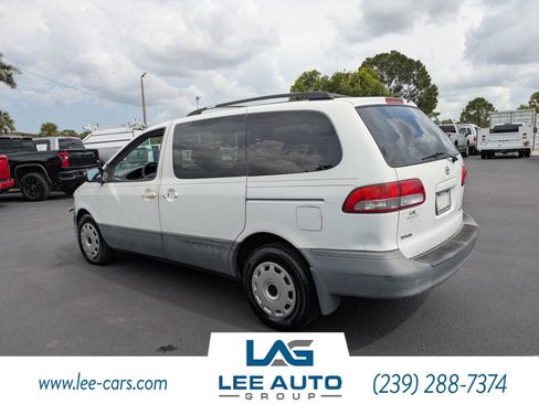 Used 2002 Toyota Sienna CE FWD image 5