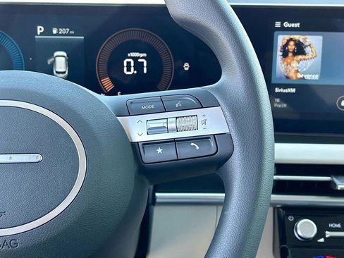 New 2026 Hyundai Tucson SEL image 32