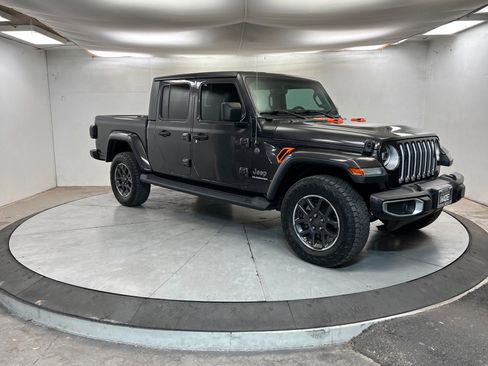 Used 2020 Jeep Gladiator Overland image 7
