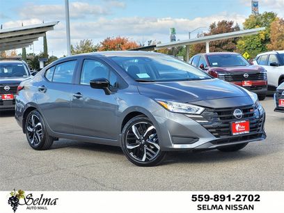 New 2025 Nissan Versa SR w/ Trunk Package