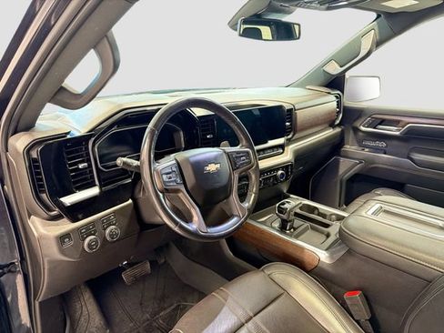 Certified 2022 Chevrolet Silverado 1500 High Country image 9
