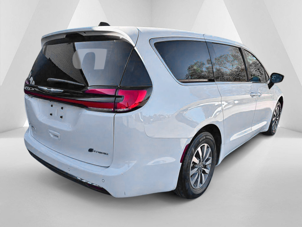 Used 2024 Chrysler Pacifica Limited FWD image 7