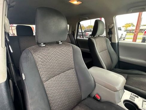 Used 2013 Toyota 4Runner SR5 image 28