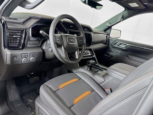 New 2026 GMC Sierra 1500 AT4 w/ AT4 Premium Package image 4