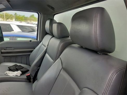 Used 2015 Ford F550 2WD Regular Cab Super Duty image 11