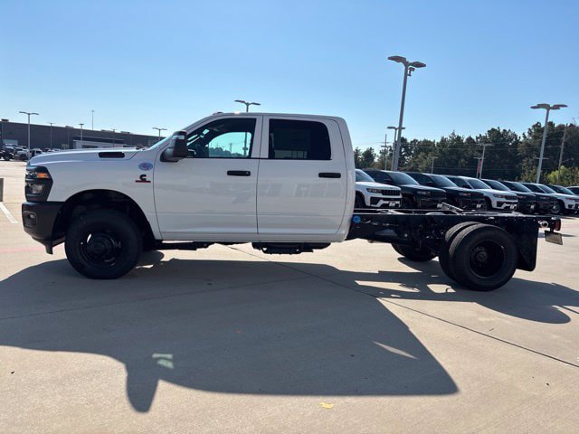 New 2026 RAM 3500 Tradesman AWD/4WD image 5