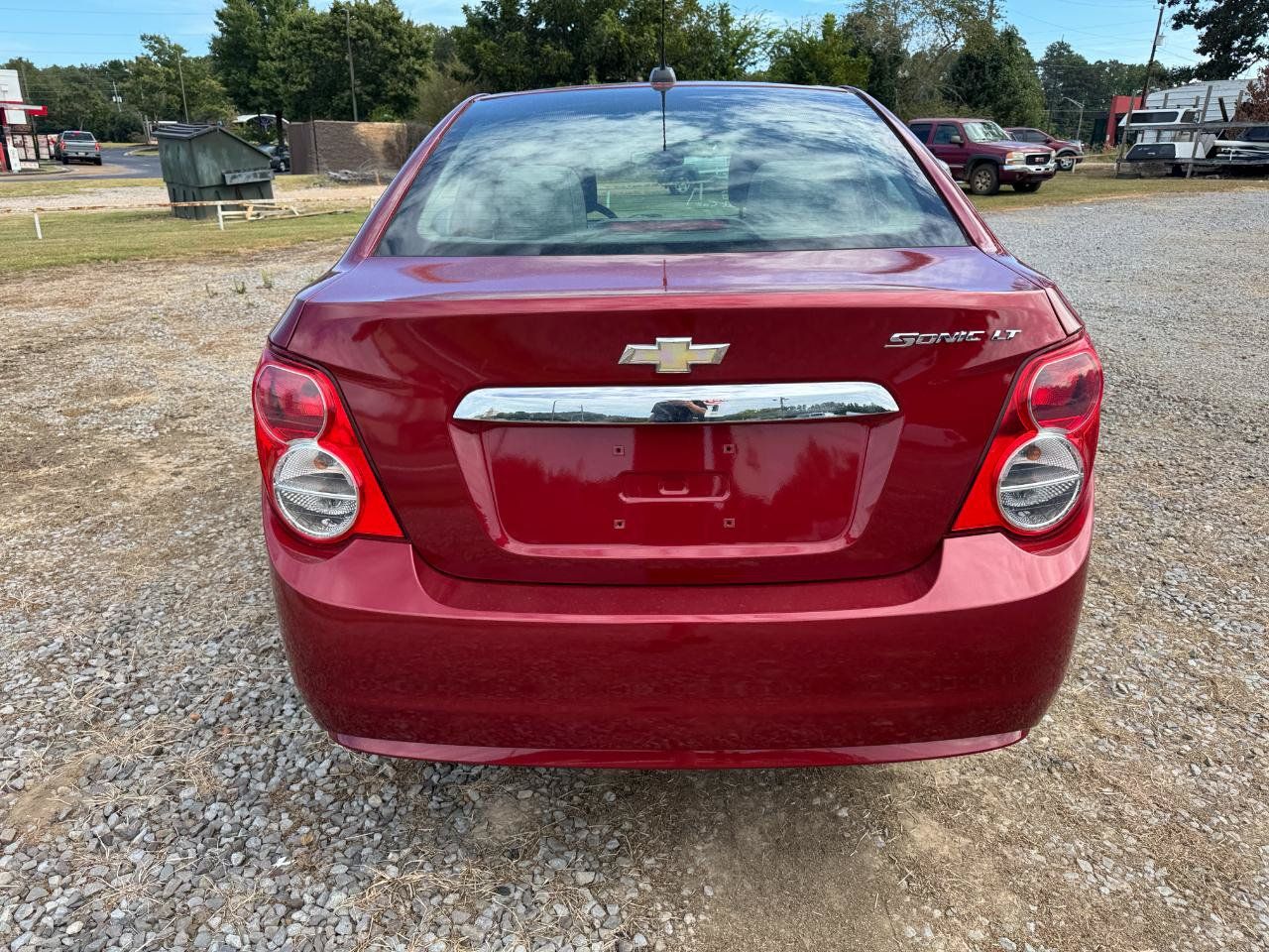 Used 2015 Chevrolet Sonic LT FWD image 4