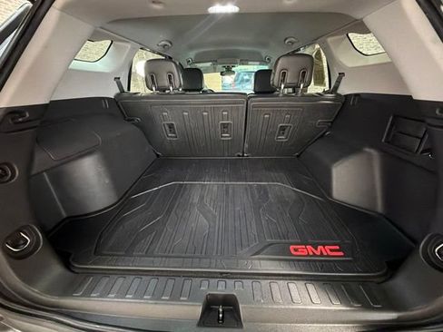 Used 2020 GMC Terrain SLT w/ Elevation Edition FWD image 13
