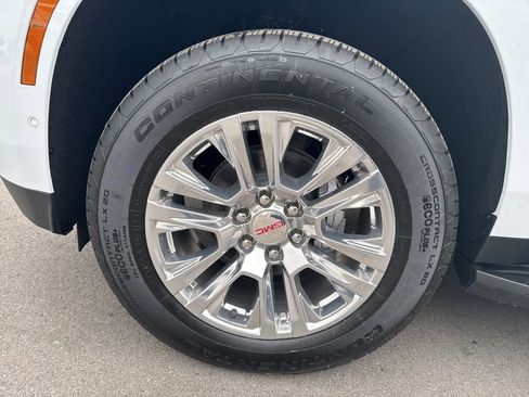 New 2026 GMC Yukon XL Denali AWD/4WD image 39