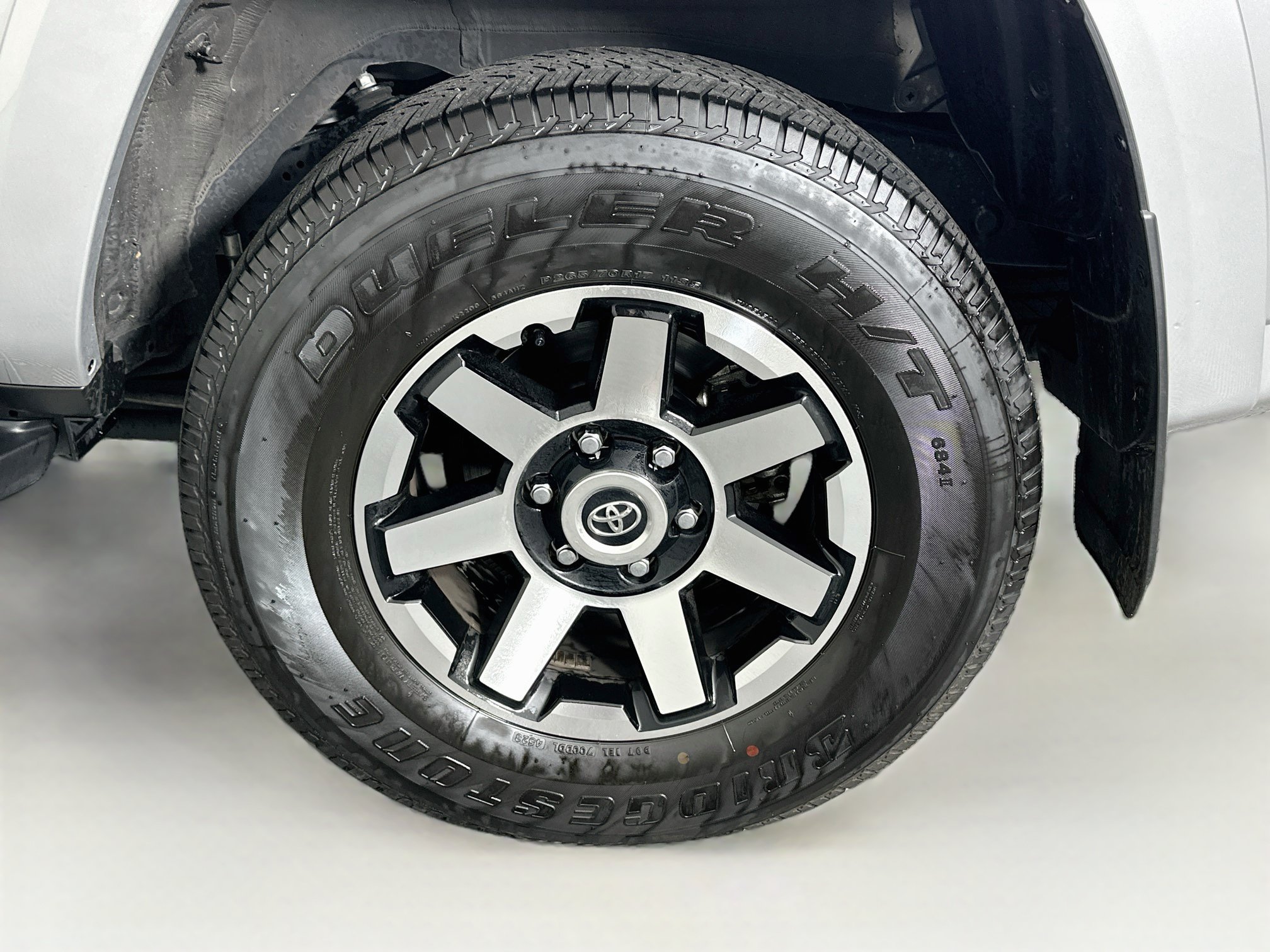 Used 2024 Toyota 4Runner TRD Off-Road Premium w/ Off Road Premium Plus Package AWD/4WD image 11