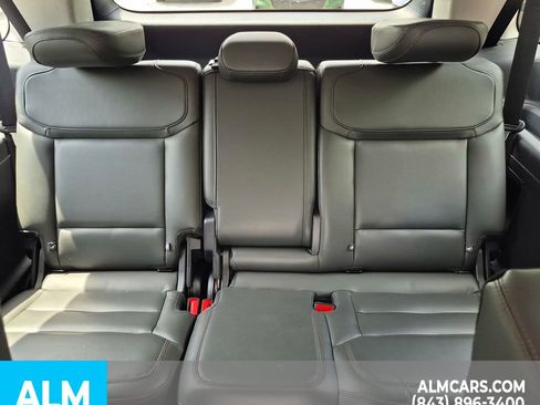 Used 2025 Ford Expedition Max Active AWD/4WD image 21