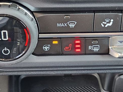 New 2025 Ford Bronco Badlands image 22