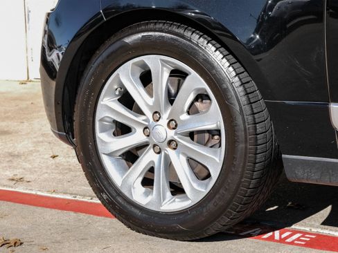 Used 2017 Land Rover Range Rover HSE image 51