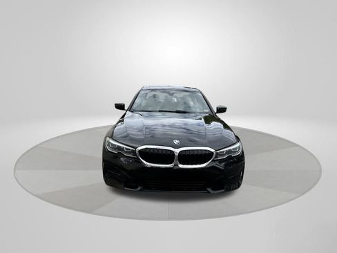 Used 2022 BMW 330i Sedan w/ Driving Assistance Package RWD image 2