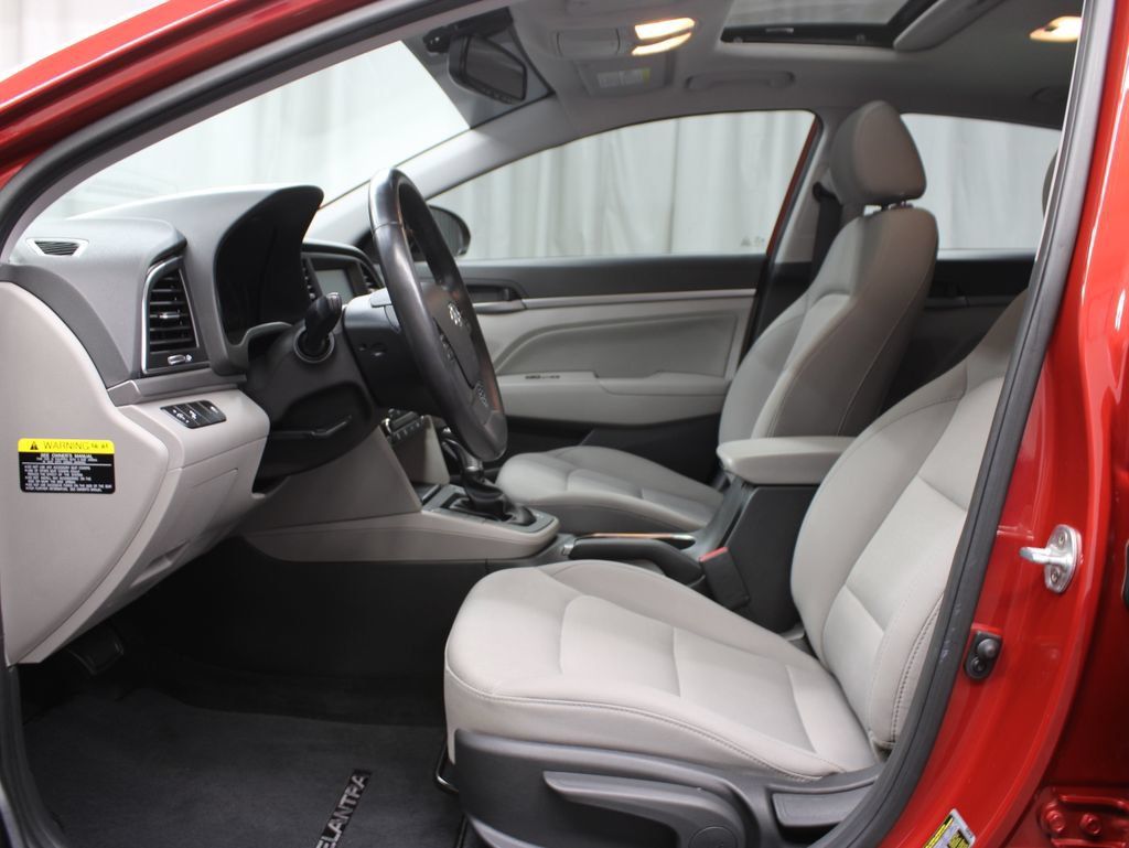 Used 2018 Hyundai Elantra Value Edition FWD image 13