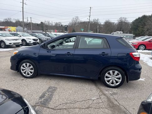 Used 2009 Toyota Matrix image 5
