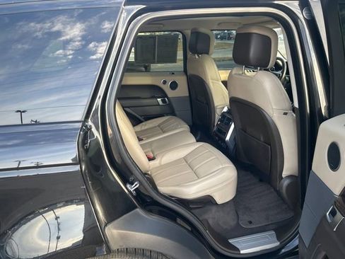 Used 2018 Land Rover Range Rover Sport HSE image 33