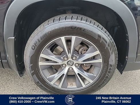 Used 2016 Toyota Highlander XLE AWD/4WD image 20