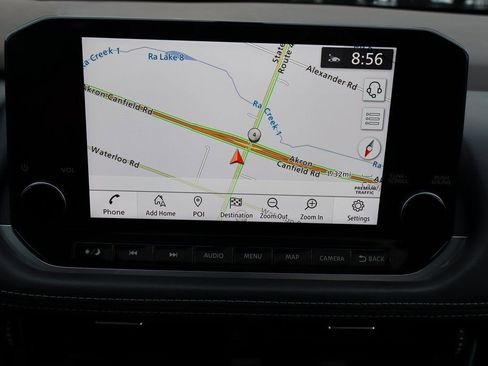 Used 2022 Nissan Rogue SL w/ SL Premium Package image 12