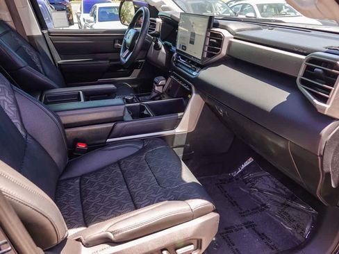 Used 2023 Toyota Tundra Limited AWD/4WD image 41