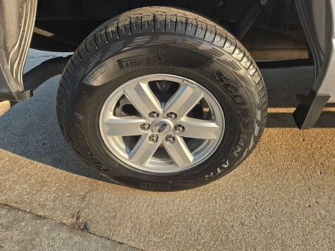 Used 2022 Ford F150 XL w/ FX4 Off-Road Package AWD/4WD image 33