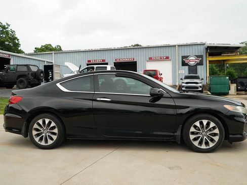 Used 2015 Honda Accord EX image 3