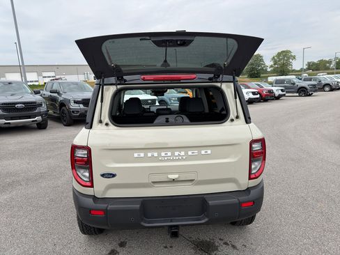 Certified 2025 Ford Bronco Sport Badlands w/ Badlands Tech Package AWD/4WD image 18