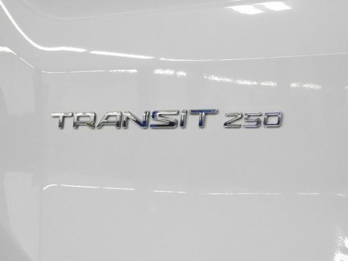 Used 2019 Ford Transit 250 148 Medium Roof image 82