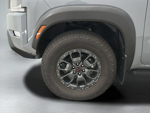 Used 2023 Nissan Frontier PRO-4X w/ Pro-4X Premium Package AWD/4WD image 30