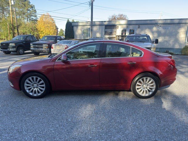 Used 2012 Buick Regal Premium FWD image 2