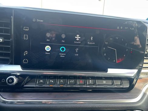 Used 2024 GMC Sierra 1500 SLT w/ SLT Premium Plus Package image 18