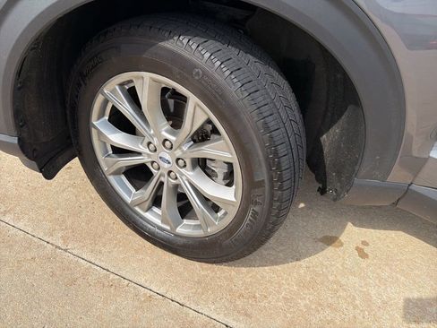 Used 2023 Ford Explorer XLT w/ Equipment Group 202A image 36