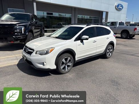 Used 2015 Subaru Crosstrek Touring image 1