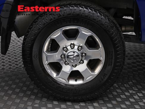 Used 2017 RAM 2500 Tradesman w/ Chrome Appearance Group AWD/4WD image 30