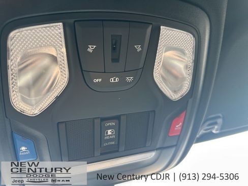 Used 2023 RAM 1500 Big Horn image 36