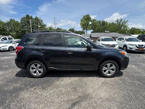 Used 2016 Subaru Forester 2.5i Premium AWD/4WD image 6