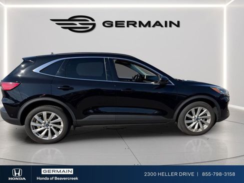 Used 2022 Ford Escape Titanium w/ Titanium Elite Package AWD/4WD image 8