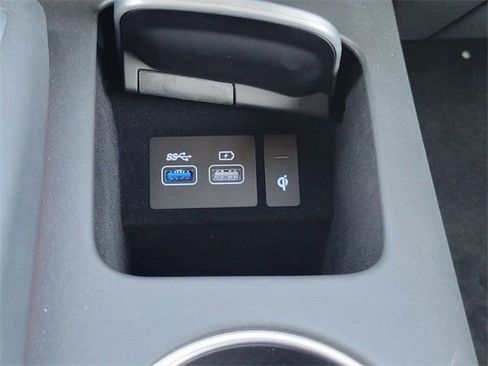 Used 2025 Genesis Electrified GV70 Advanced w/ Prestige Package image 25