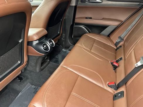 Used 2019 Alfa Romeo Stelvio Ti image 14