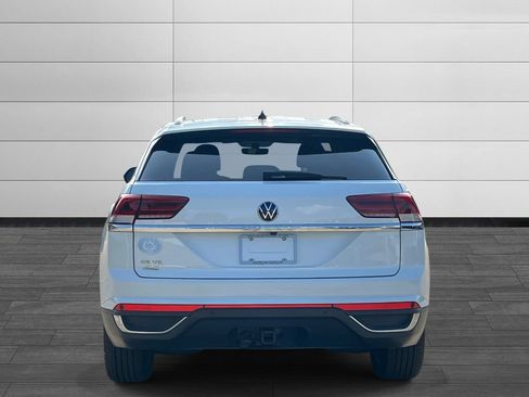Used 2020 Volkswagen Atlas Cross Sport SE FWD image 4